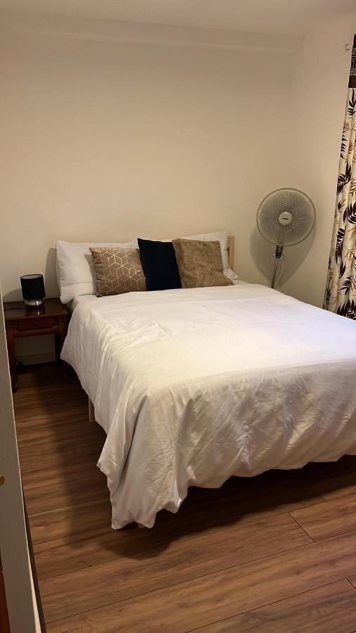 لندن Smalinz Homes Finchley المظهر الخارجي الصورة