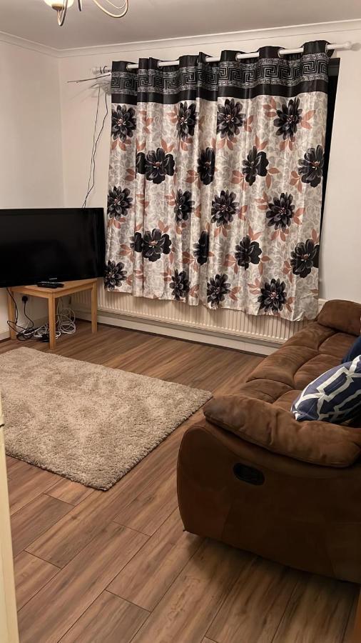 لندن Smalinz Homes Finchley المظهر الخارجي الصورة